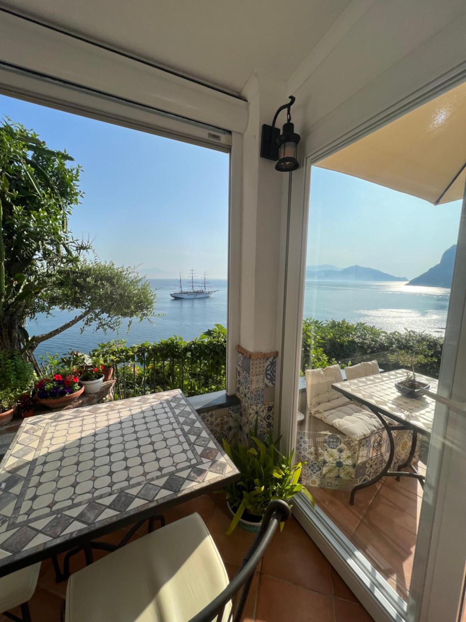 卡普里La Terrazza Sul Mare住宿加早餐旅馆 外观 照片