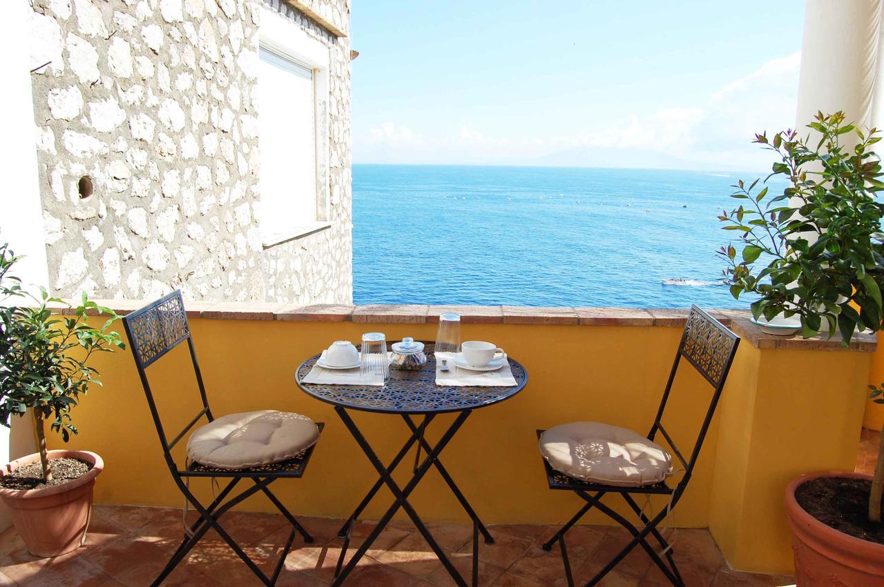 卡普里La Terrazza Sul Mare住宿加早餐旅馆 外观 照片