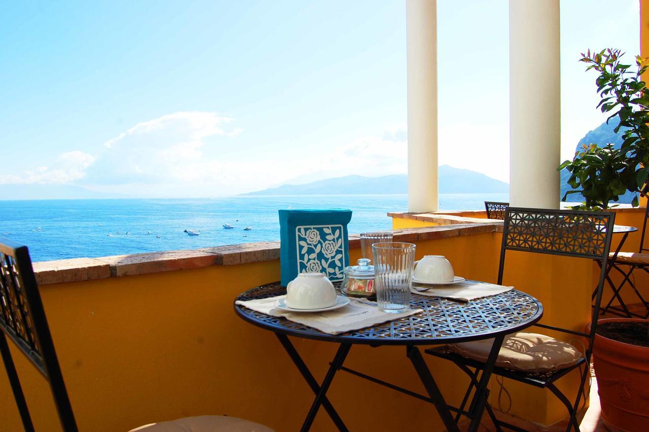 卡普里La Terrazza Sul Mare住宿加早餐旅馆 外观 照片